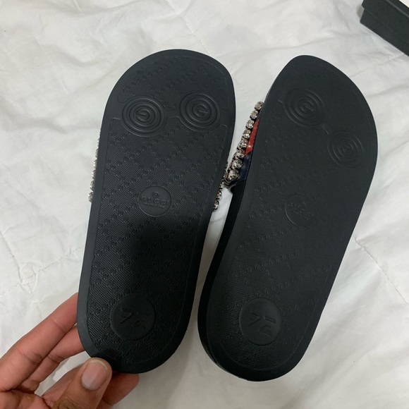 Gucci slides - Picture 4 of 6